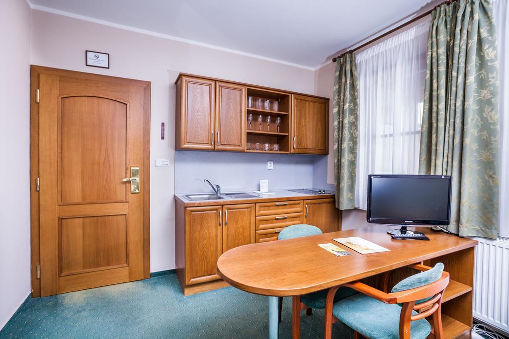 Hotel Jelinkova Vila Velké Meziříčí Buitenkant foto