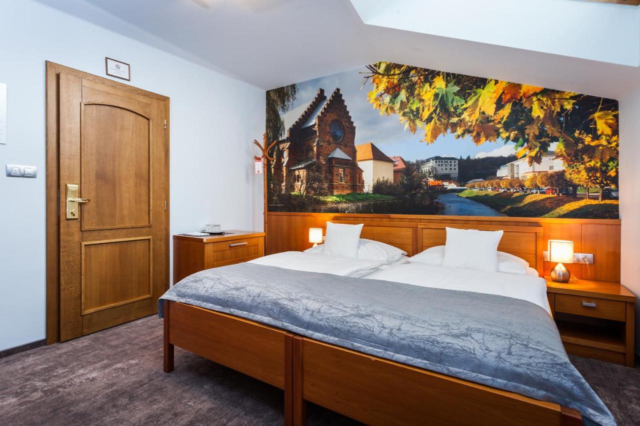 Hotel Jelinkova Vila Velké Meziříčí Buitenkant foto